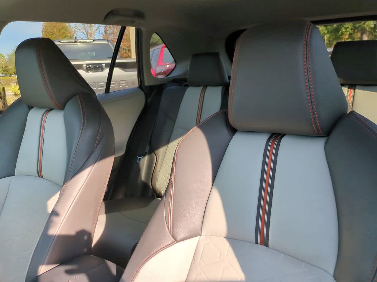 Thumbnail: 2020 Toyota RAV4 - 8