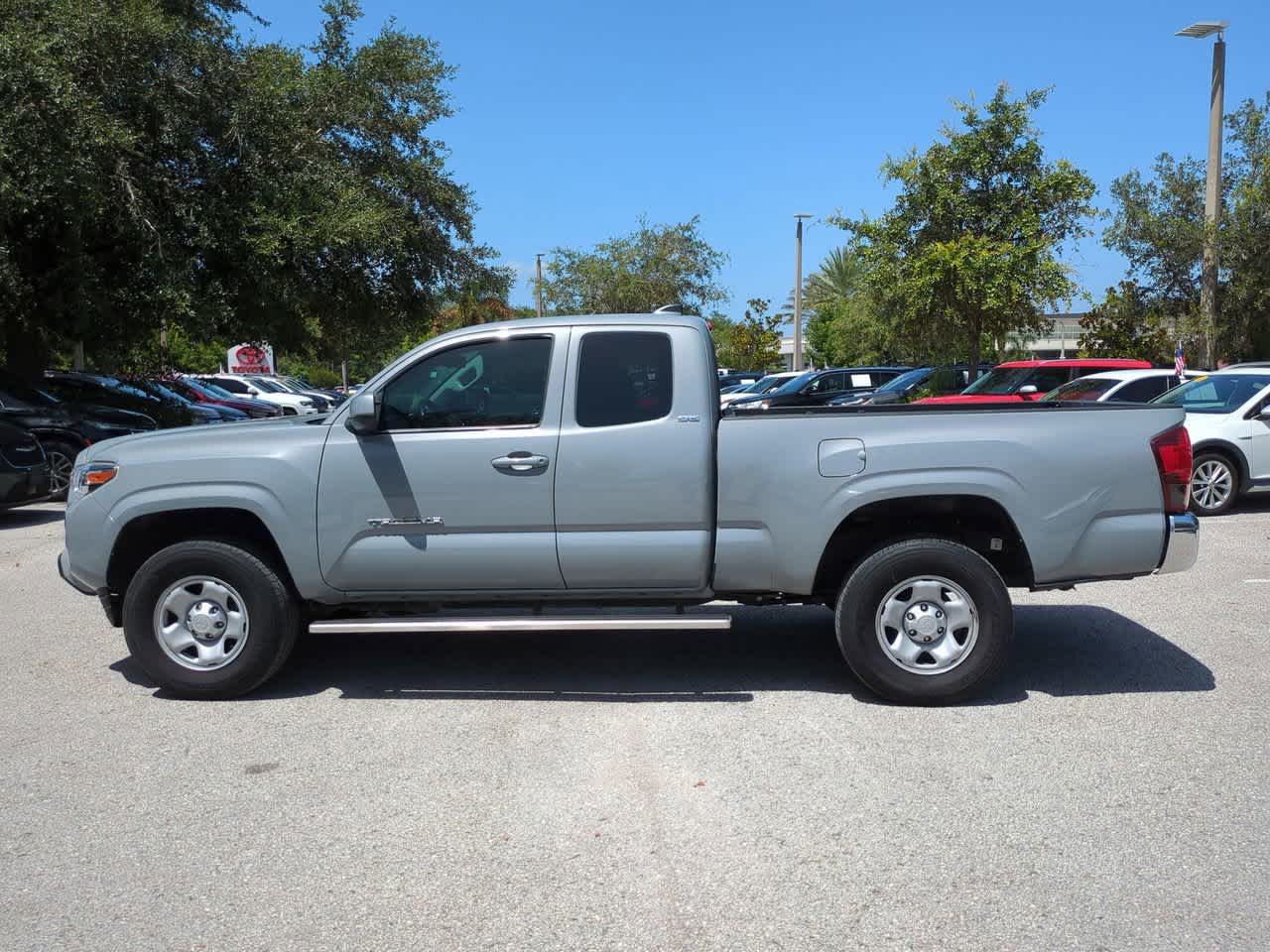 Thumbnail: 2021 Toyota Tacoma - 3
