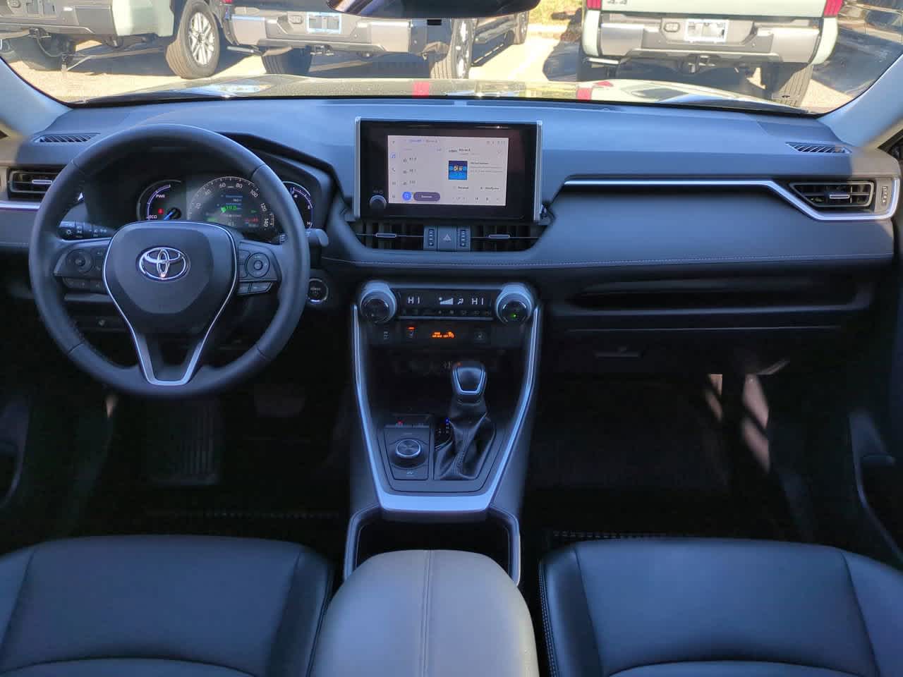 Thumbnail: 2023 Toyota RAV4 - 14