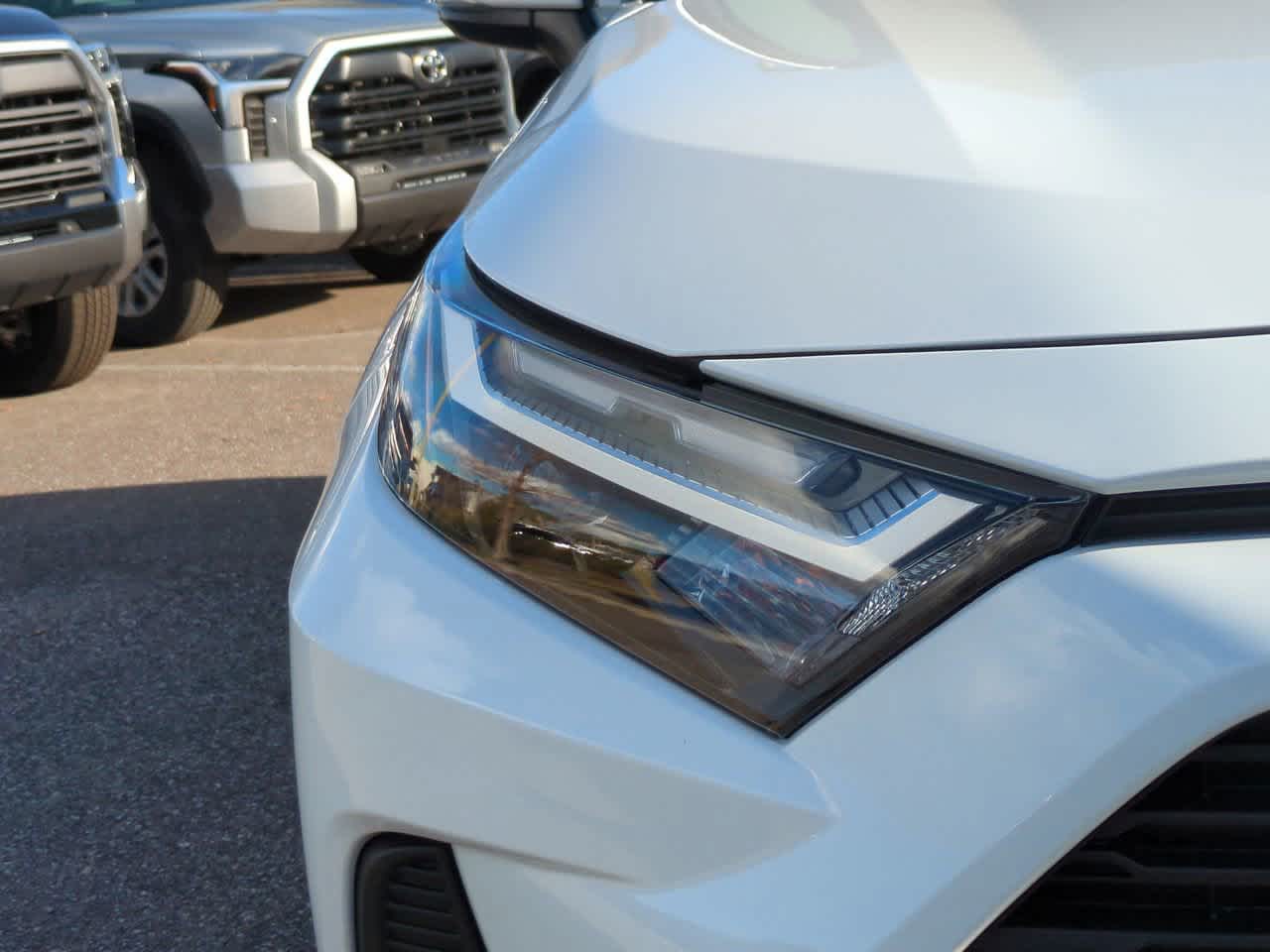 Thumbnail: 2025 Toyota RAV4 - 10