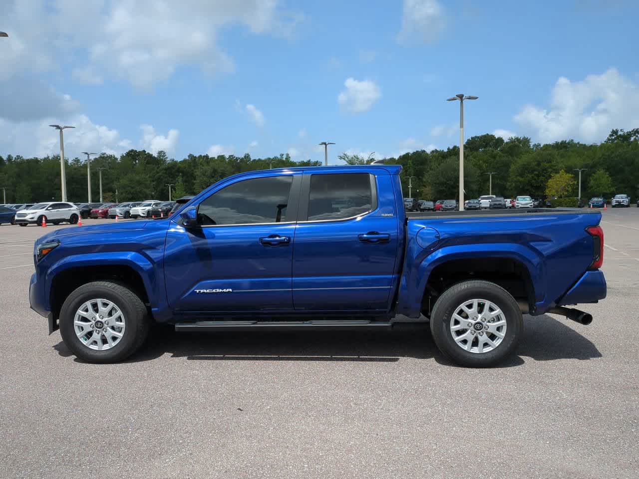2024 Toyota Tacoma SR5 3
