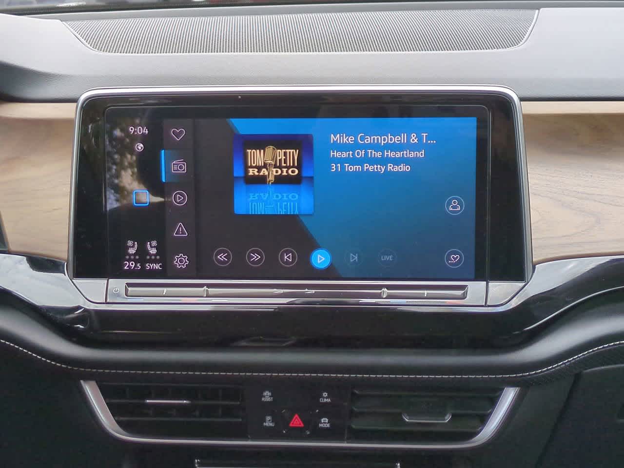 Thumbnail: 2024 Volkswagen Atlas - 18