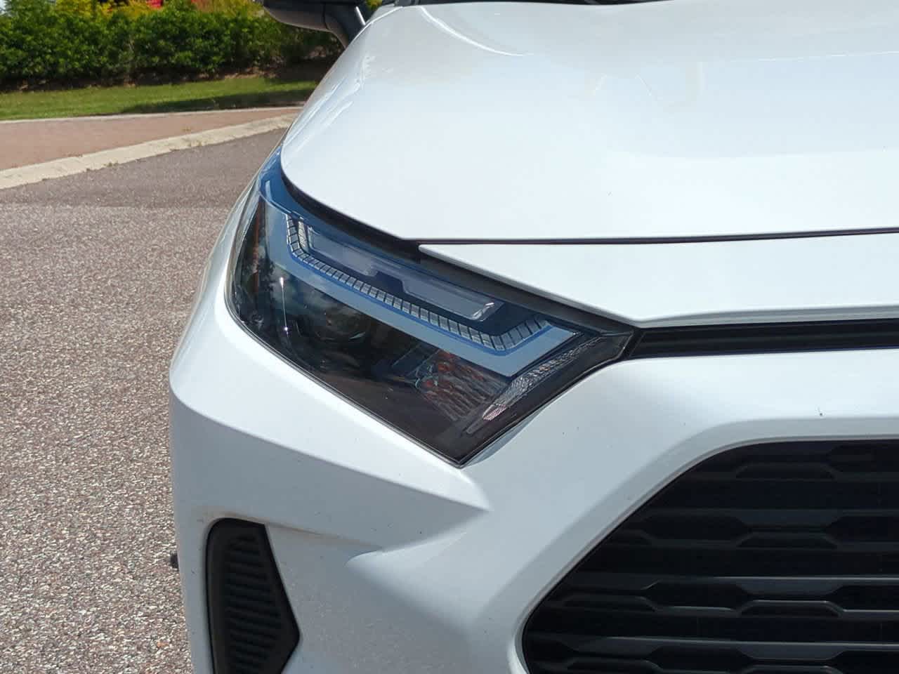 Thumbnail: 2024 Toyota RAV4 - 10