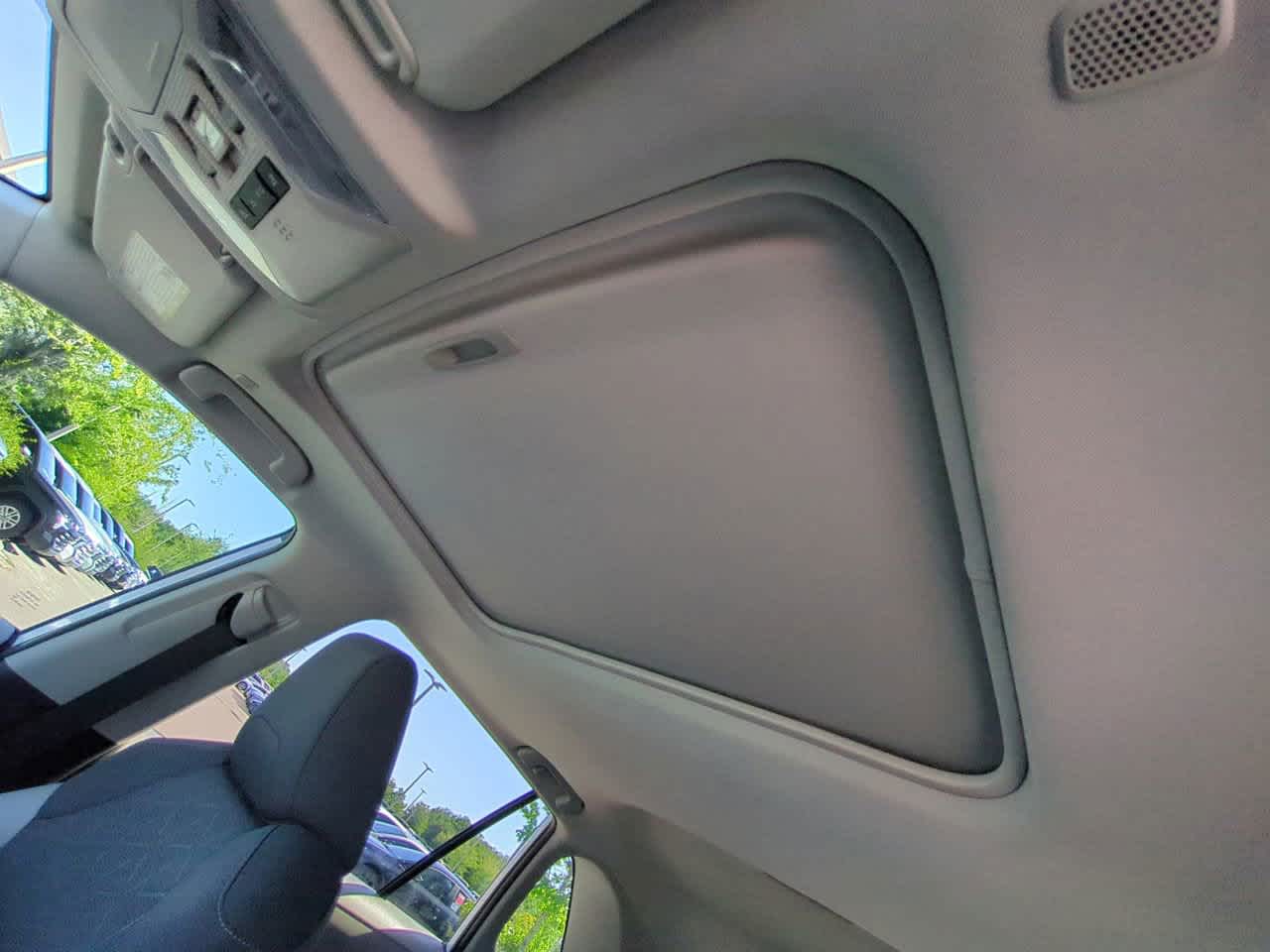 Thumbnail: 2025 Toyota RAV4 - 19