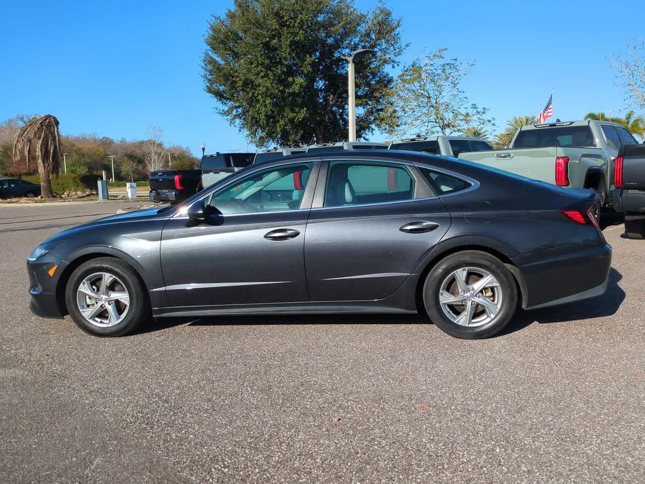 Thumbnail: 2020 Hyundai Sonata - 3