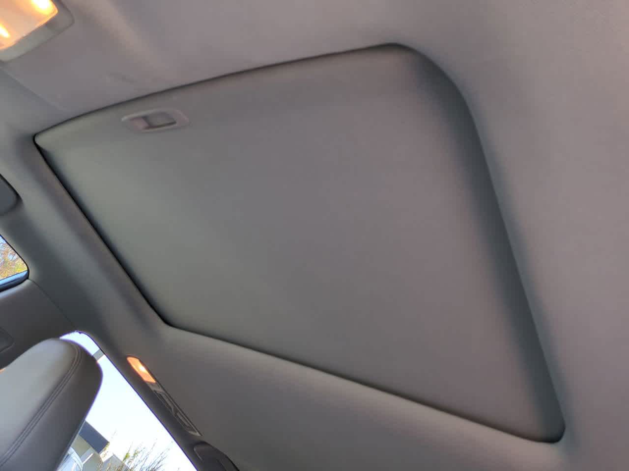 Thumbnail: 2018 Toyota Highlander - 20