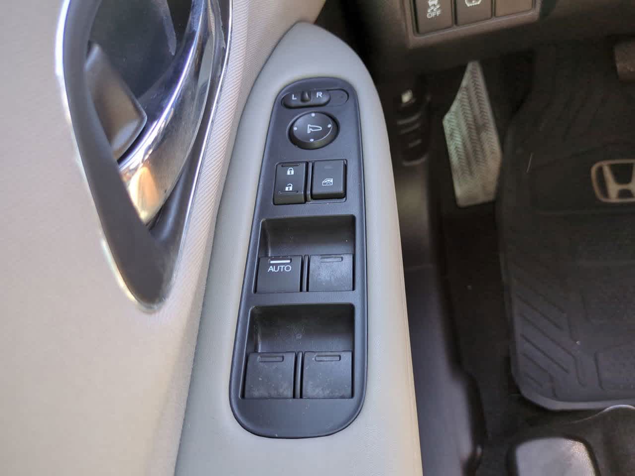 Thumbnail: 2017 Honda HR-V - 23