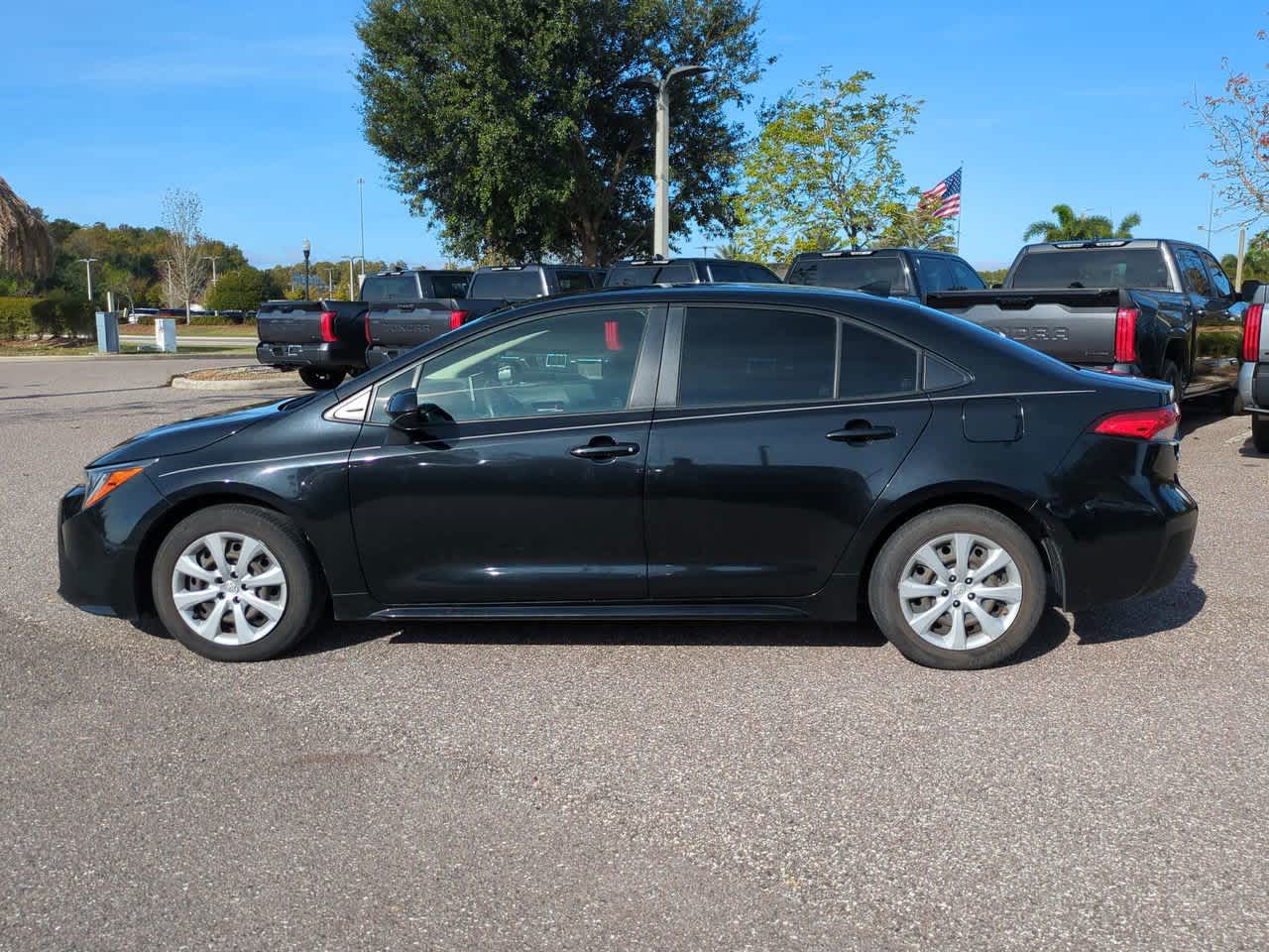 Thumbnail: 2021 Toyota Corolla - 3