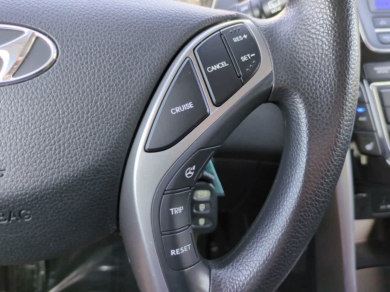 Thumbnail: 2014 Hyundai Elantra - 23