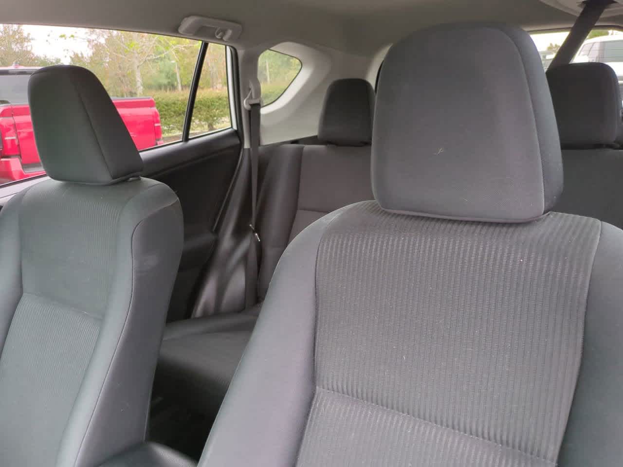 Thumbnail: 2017 Toyota RAV4 - 8