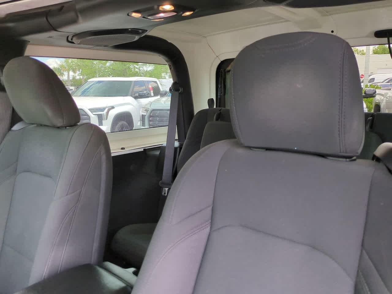Thumbnail: 2019 Jeep Wrangler - 8
