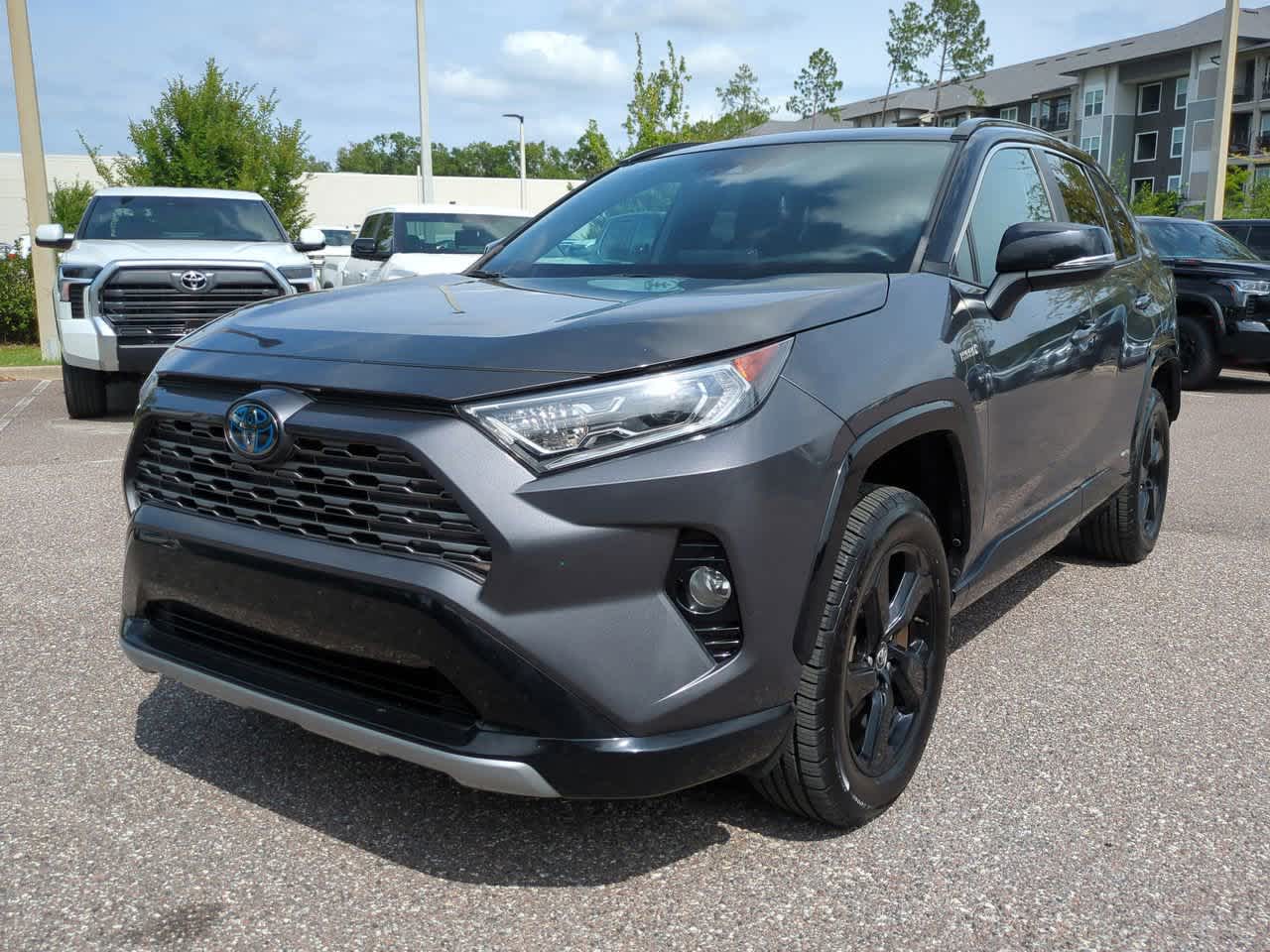 Thumbnail: 2020 Toyota RAV4 - 2