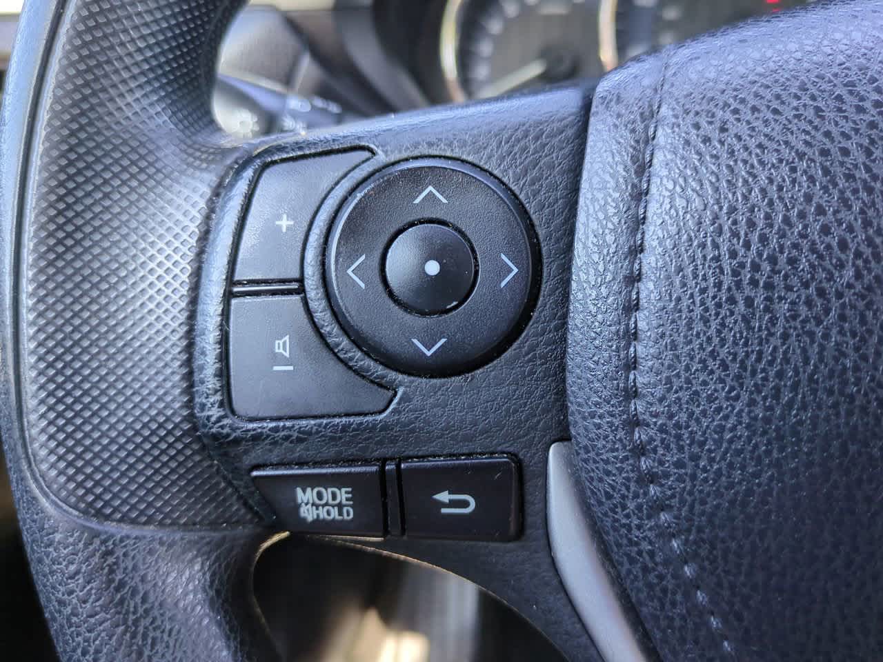Thumbnail: 2016 Toyota Corolla - 21