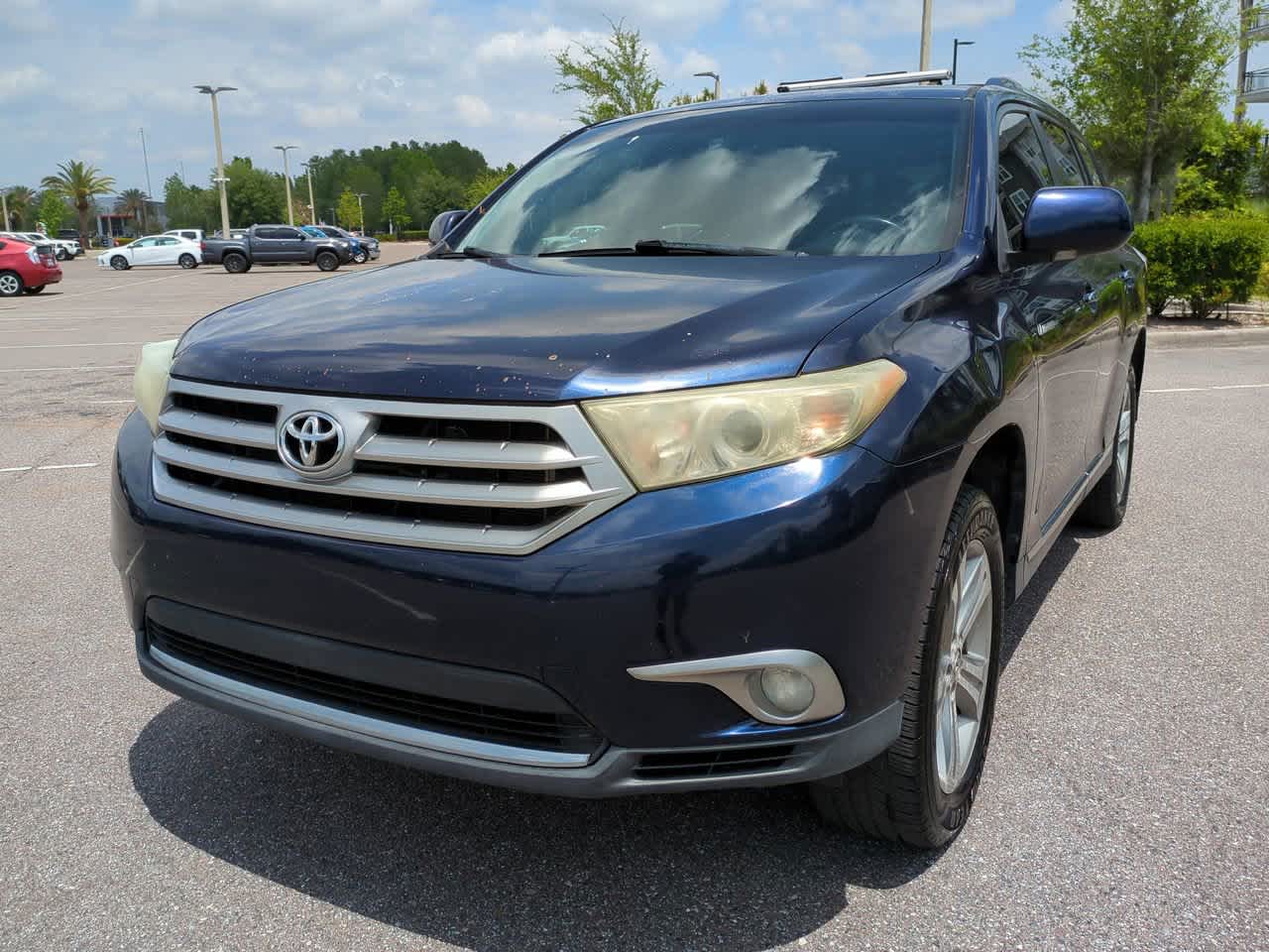 Thumbnail: 2011 Toyota Highlander - 2