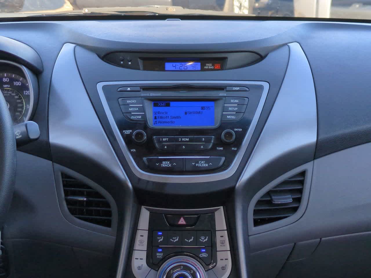 Thumbnail: 2013 Hyundai Elantra - 17