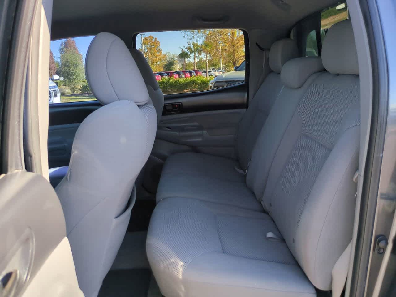 Thumbnail: 2010 Toyota Tacoma - 13