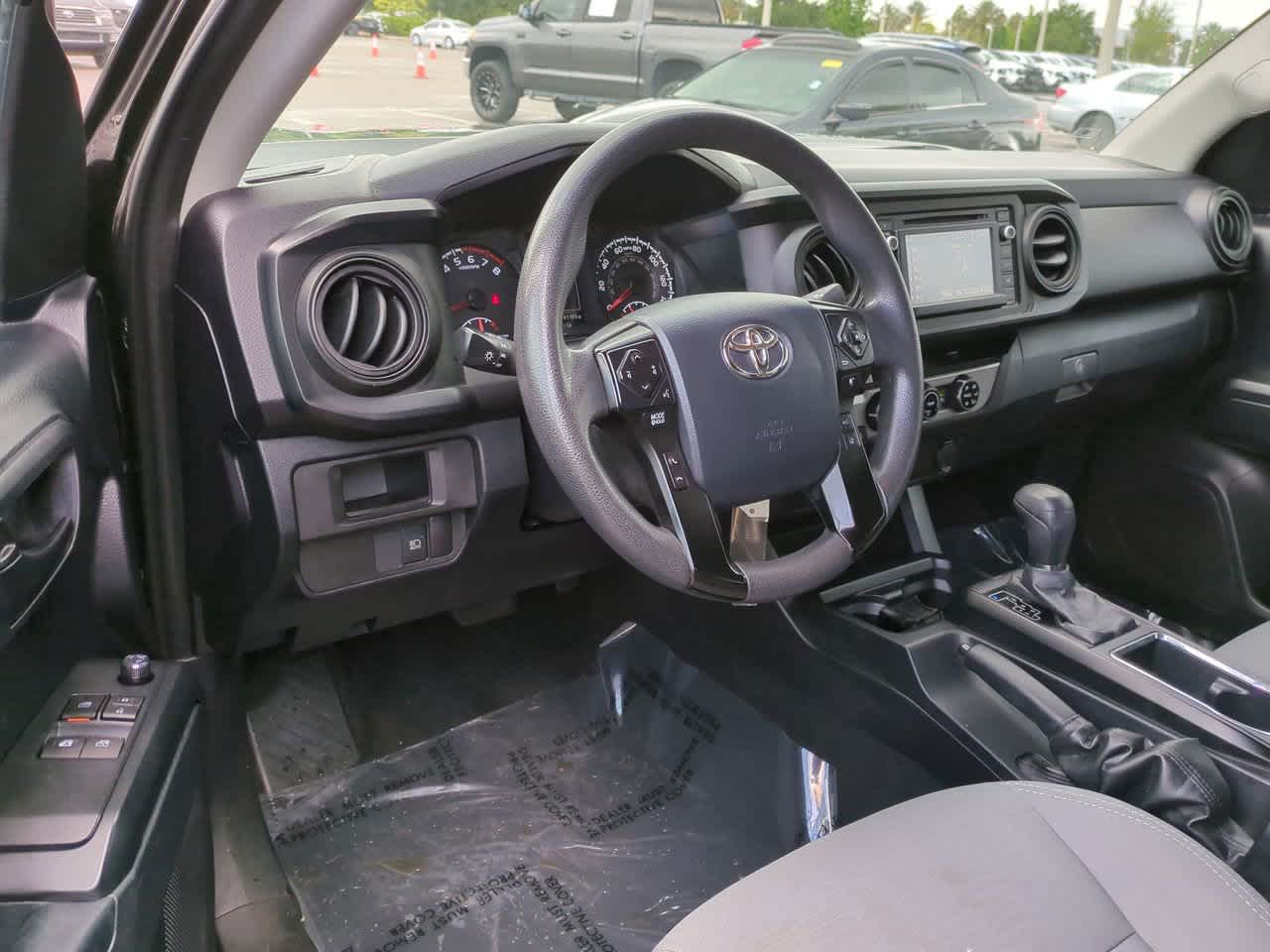2018 Toyota Tacoma SR 14