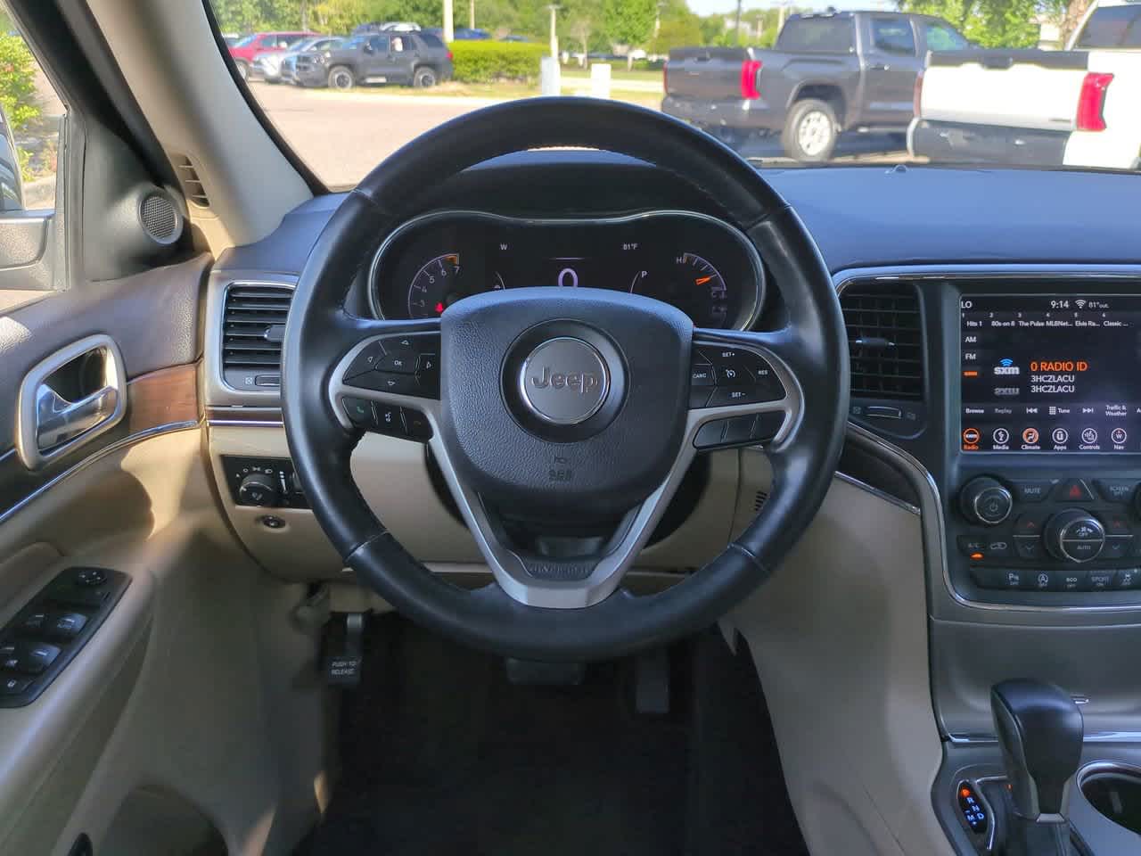 Thumbnail: 2018 Jeep Grand Cherokee - 15