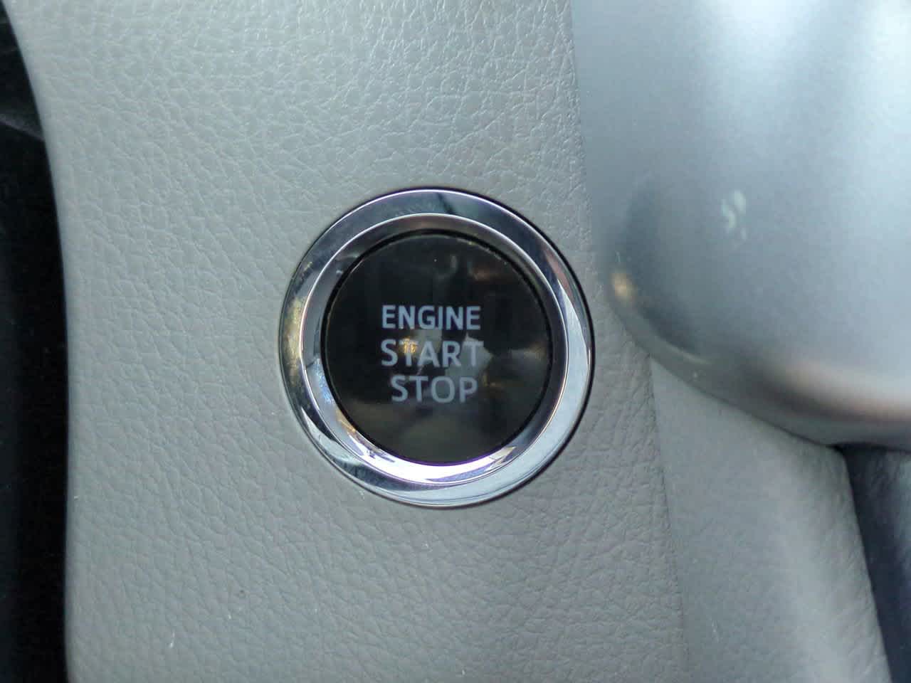 Thumbnail: 2015 Toyota Highlander - 29