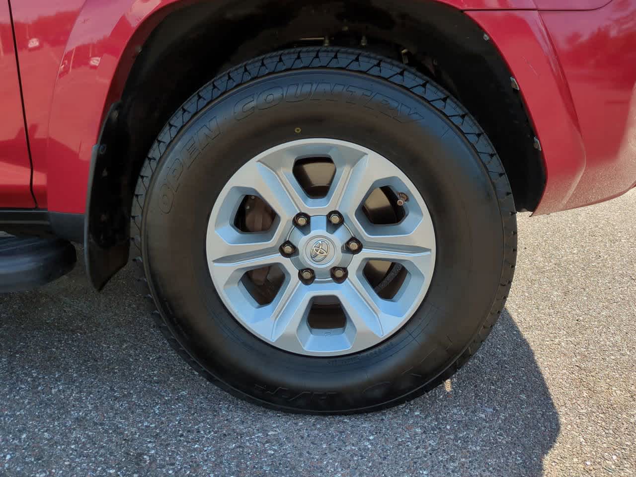 Thumbnail: 2018 Toyota 4Runner - 11
