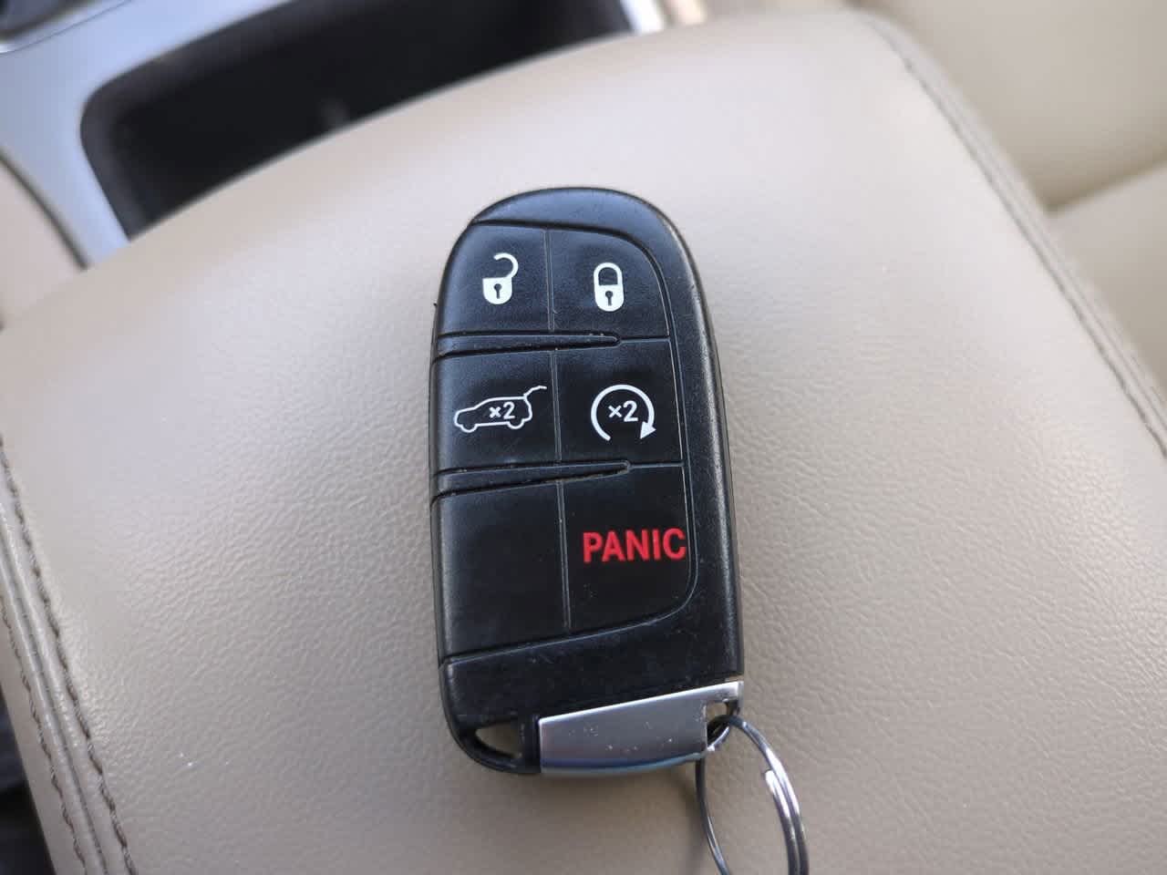 Thumbnail: 2022 Jeep Grand Cherokee - 29