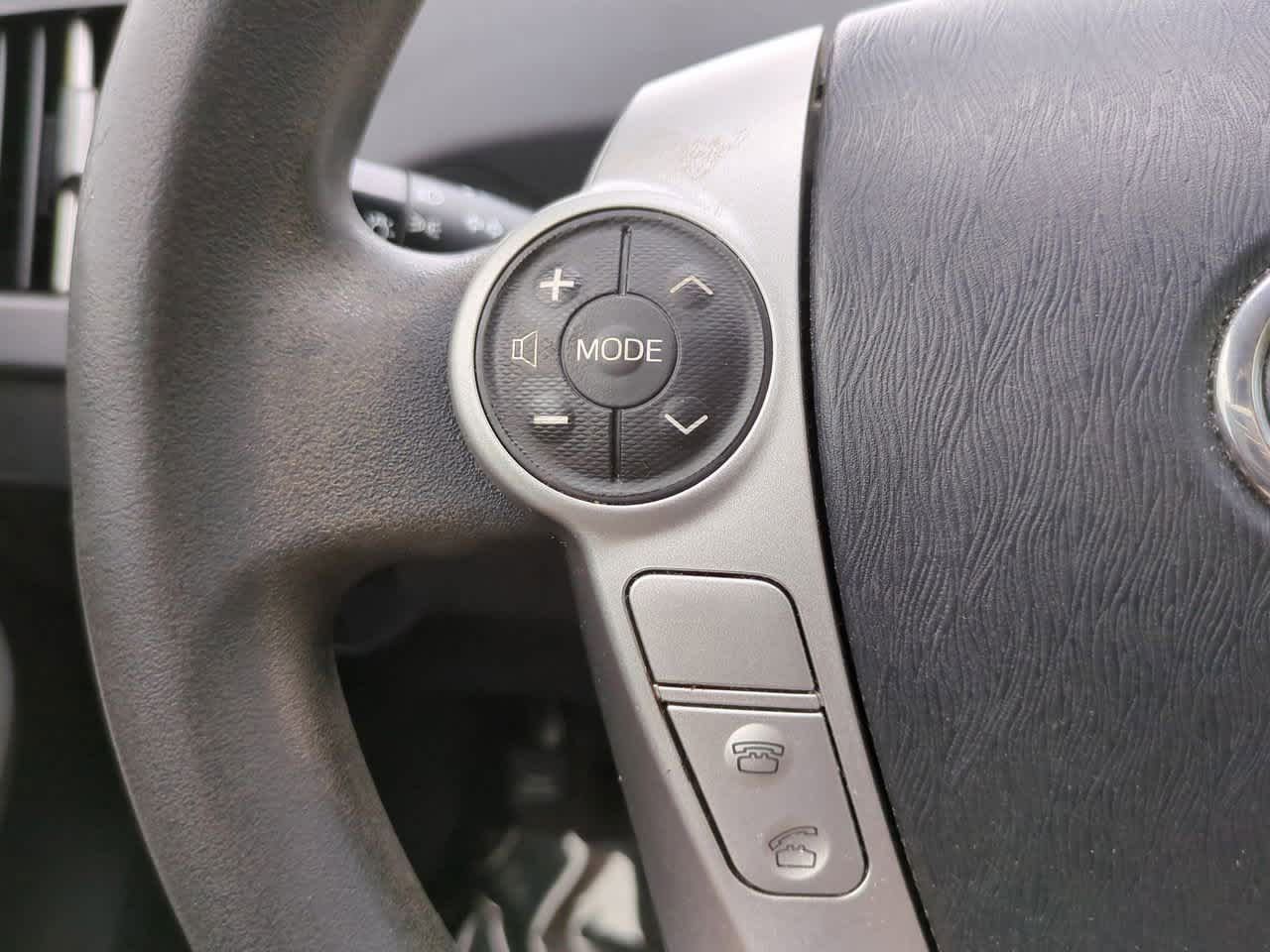 Thumbnail: 2015 Toyota Prius - 21