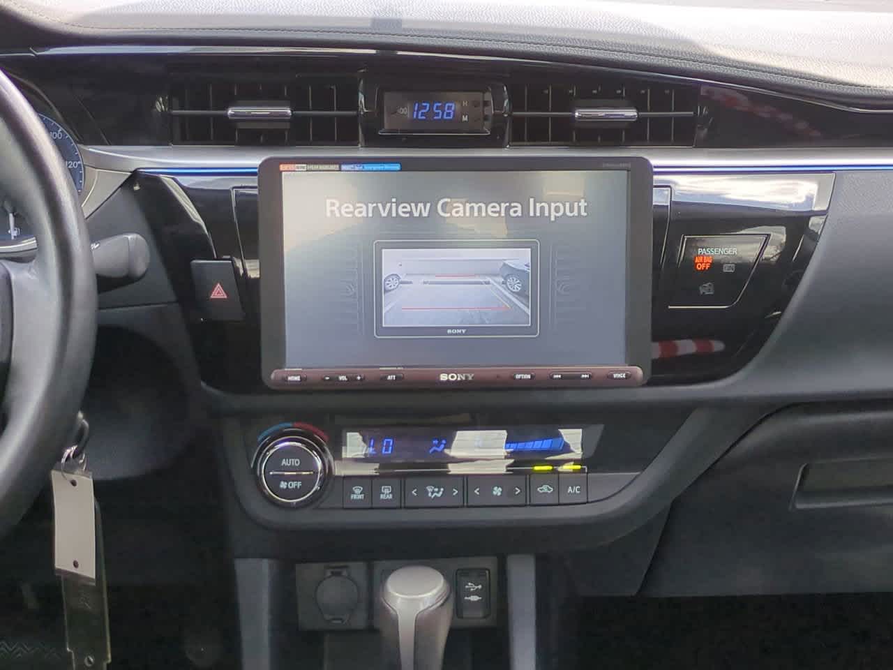 Thumbnail: 2016 Toyota Corolla - 17