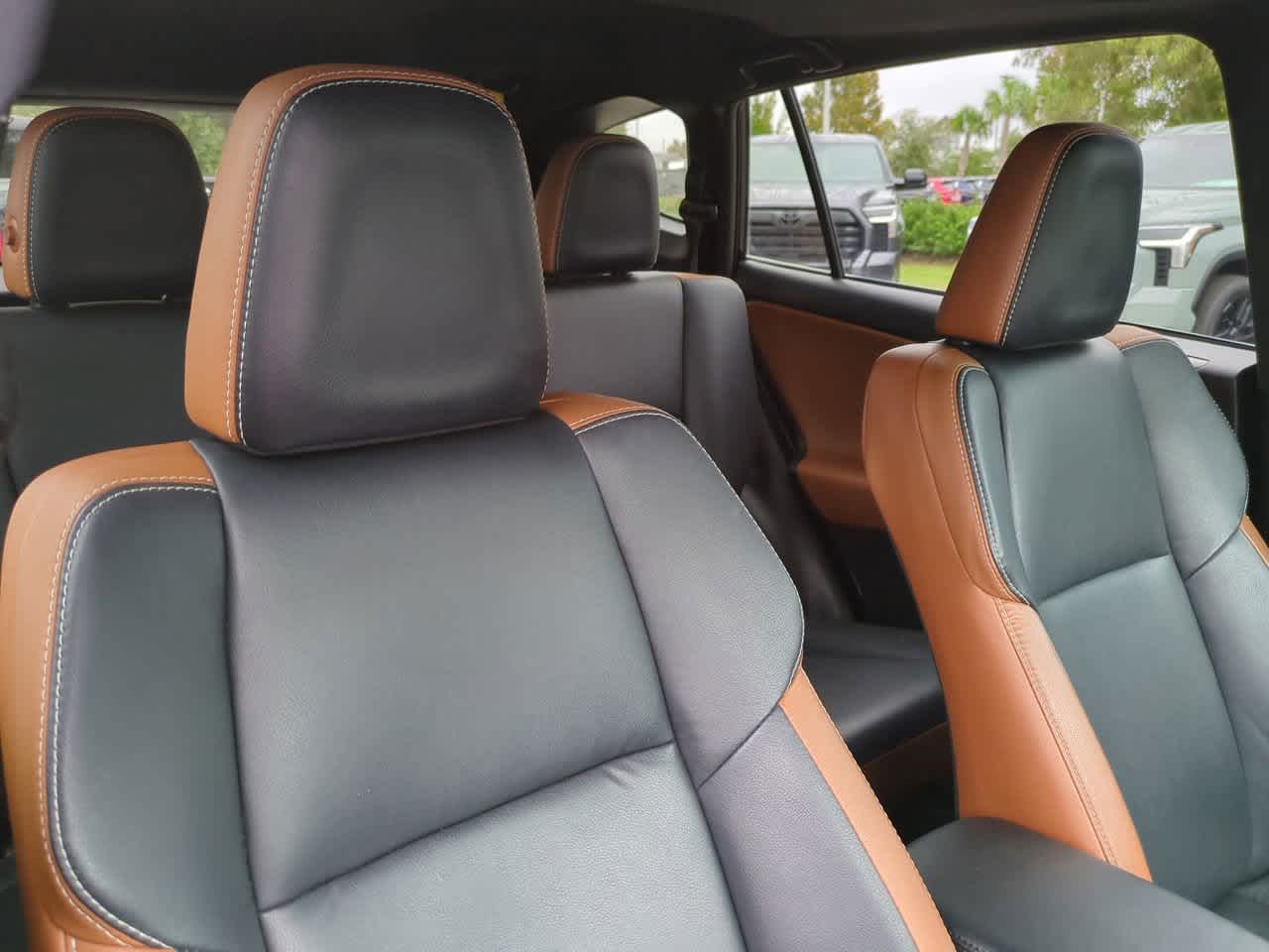 Thumbnail: 2017 Toyota RAV4 - 7