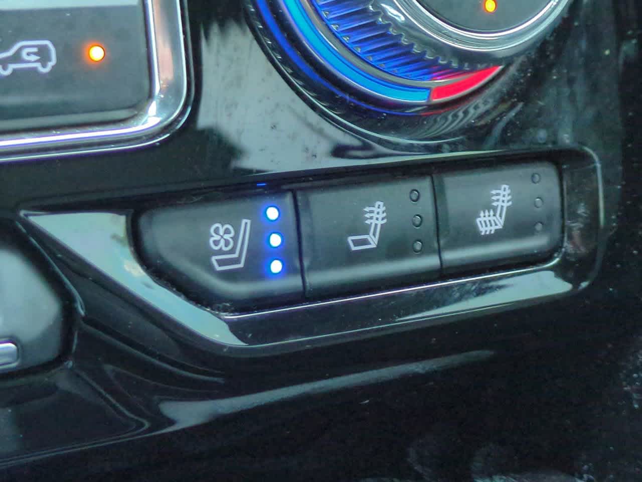 Thumbnail: 2021 GMC Yukon - 24