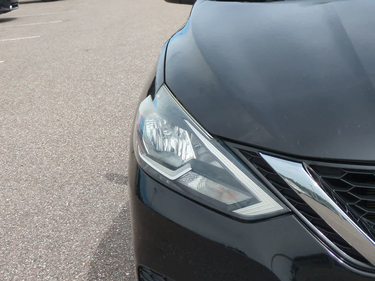 Thumbnail: 2017 Nissan Sentra - 10