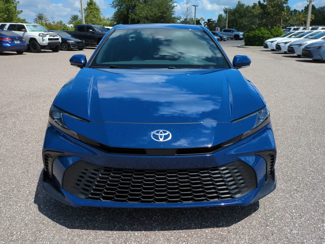 Thumbnail: 2025 Toyota Camry - 9
