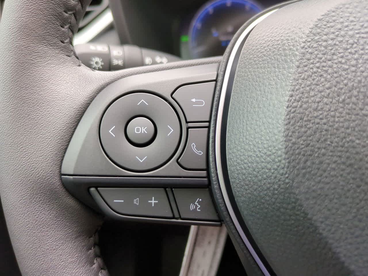 Thumbnail: 2025 Toyota RAV4 - 24