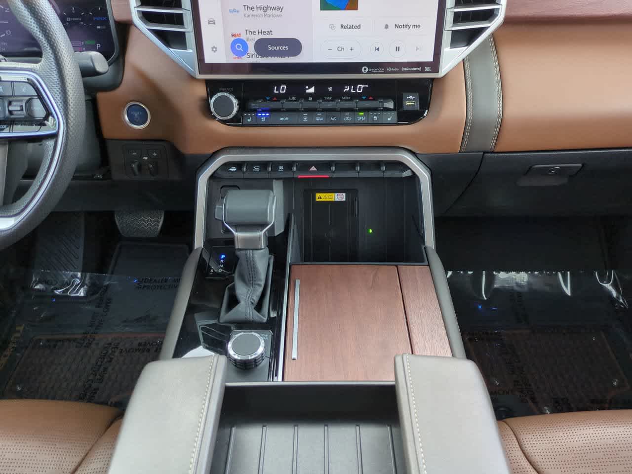 Thumbnail: 2024 Toyota Tundra - 18