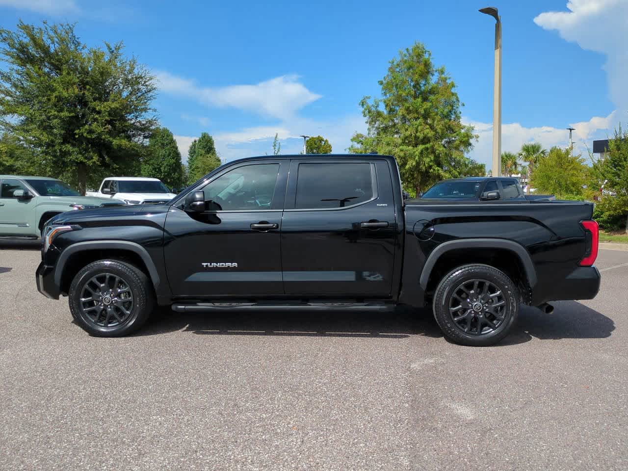 Thumbnail: 2022 Toyota Tundra - 3