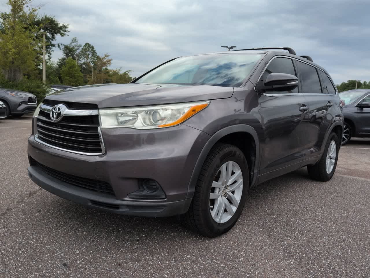 Thumbnail: 2014 Toyota Highlander - 2