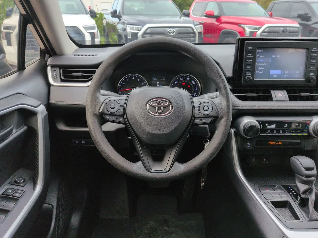 Thumbnail: 2019 Toyota RAV4 - 15
