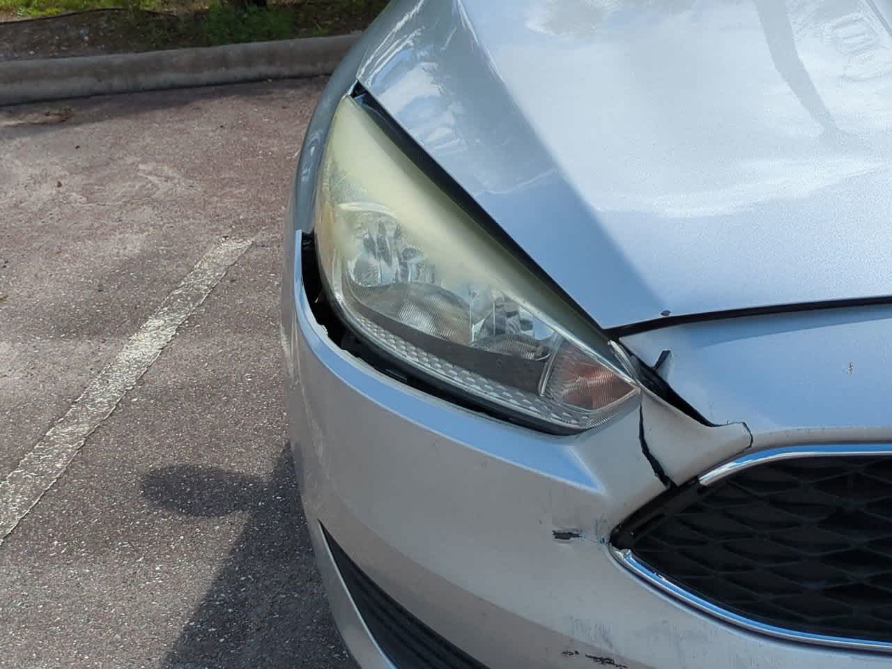 Thumbnail: 2015 Ford Focus - 9