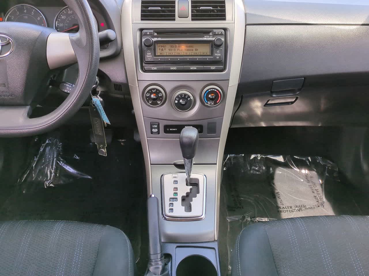 Thumbnail: 2012 Toyota Corolla - 17