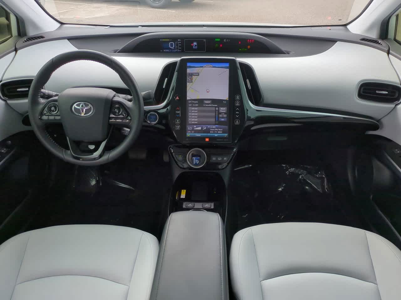 Thumbnail: 2021 Toyota Prius Prime - 14