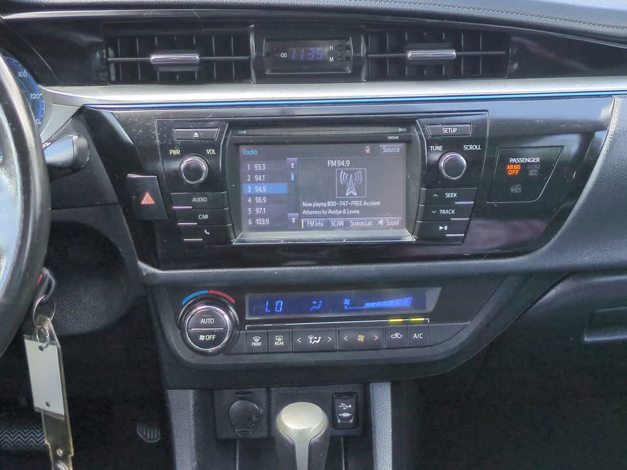 Thumbnail: 2014 Toyota Corolla - 16