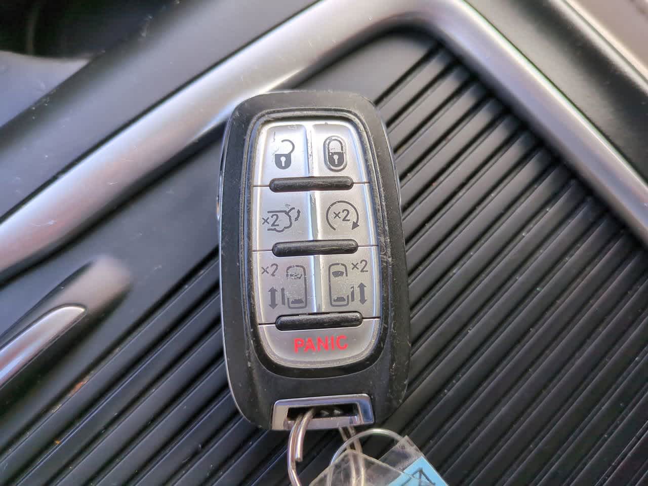 Thumbnail: 2021 Chrysler Pacifica - 29