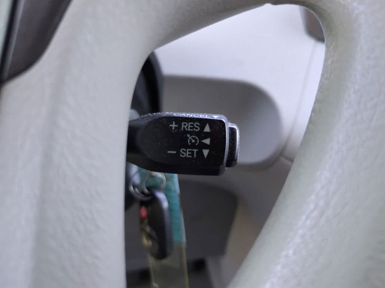 Thumbnail: 2014 Toyota Sienna - 21