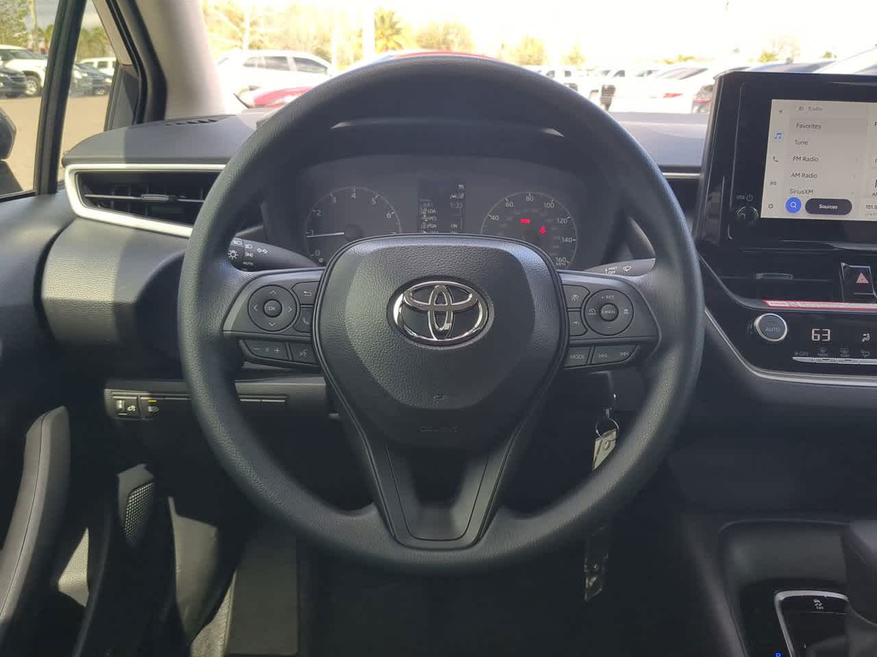 2025 Toyota Corolla LE 15