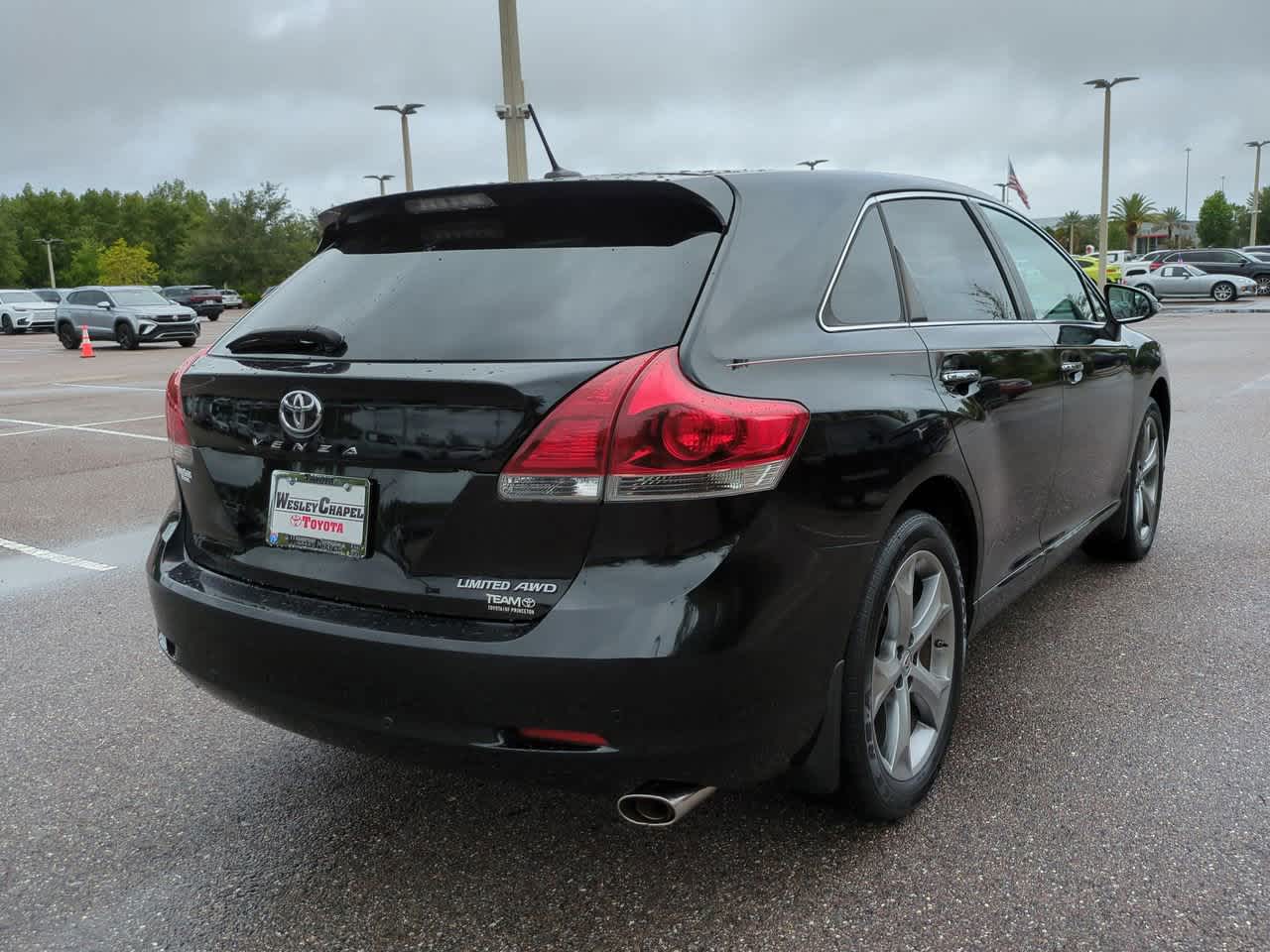 Thumbnail: 2015 Toyota Venza - 6