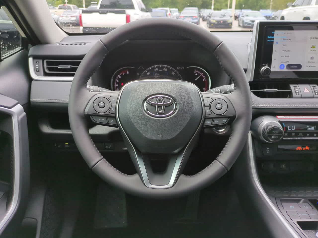 Thumbnail: 2025 Toyota RAV4 - 15