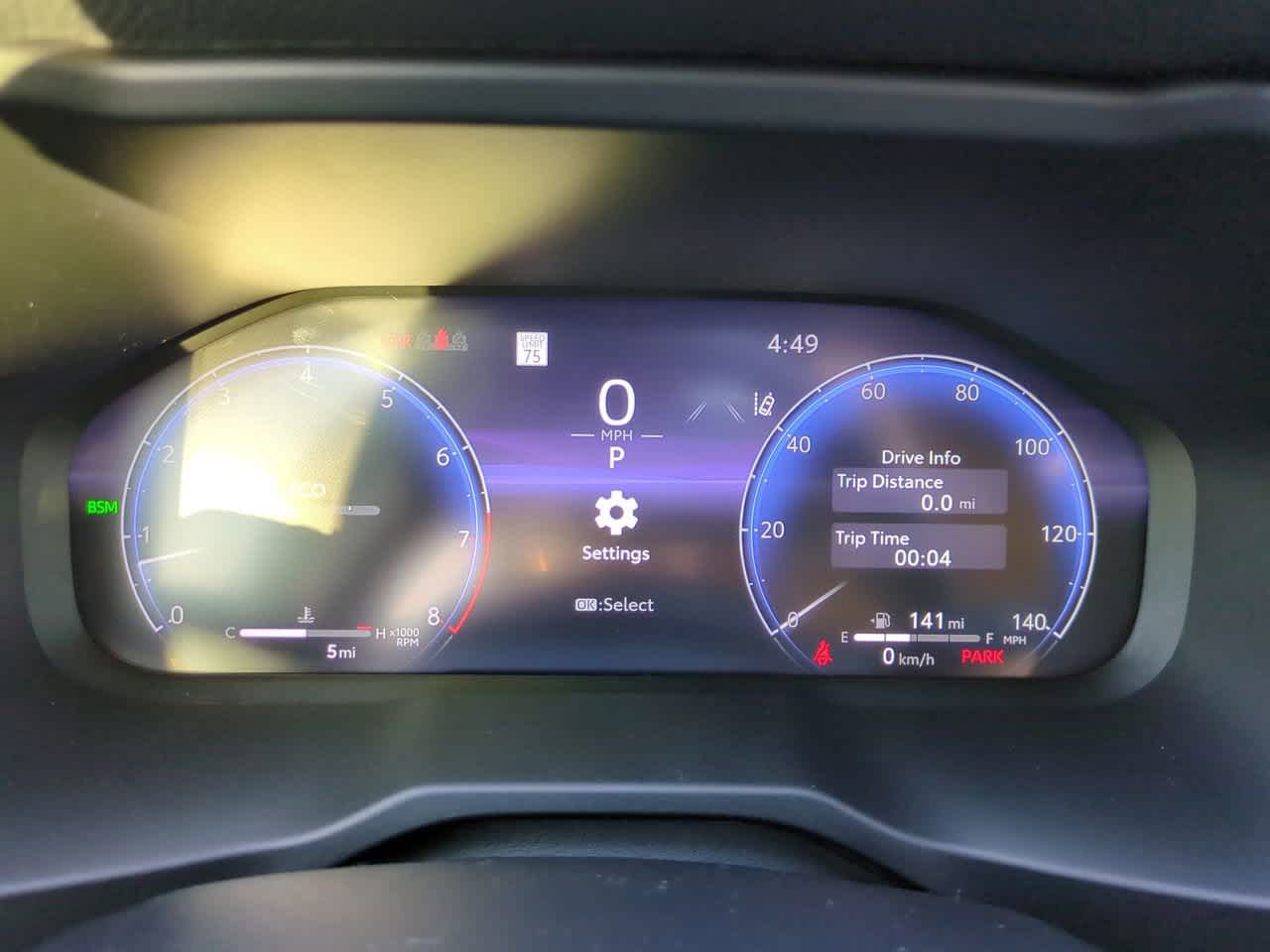 Thumbnail: 2025 Toyota RAV4 - 25