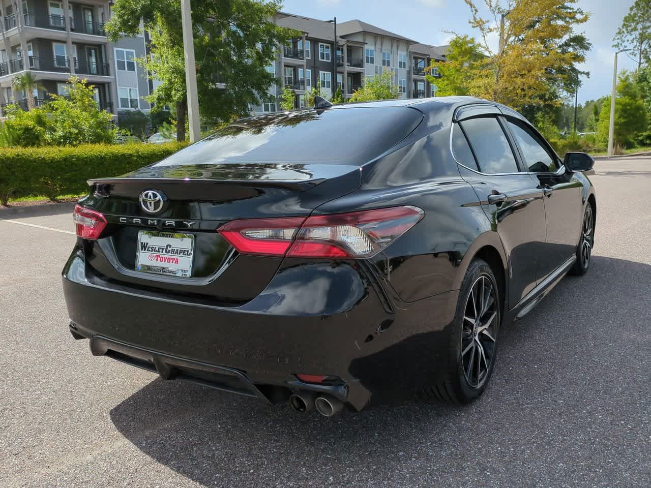 2023 Toyota Camry SE 6