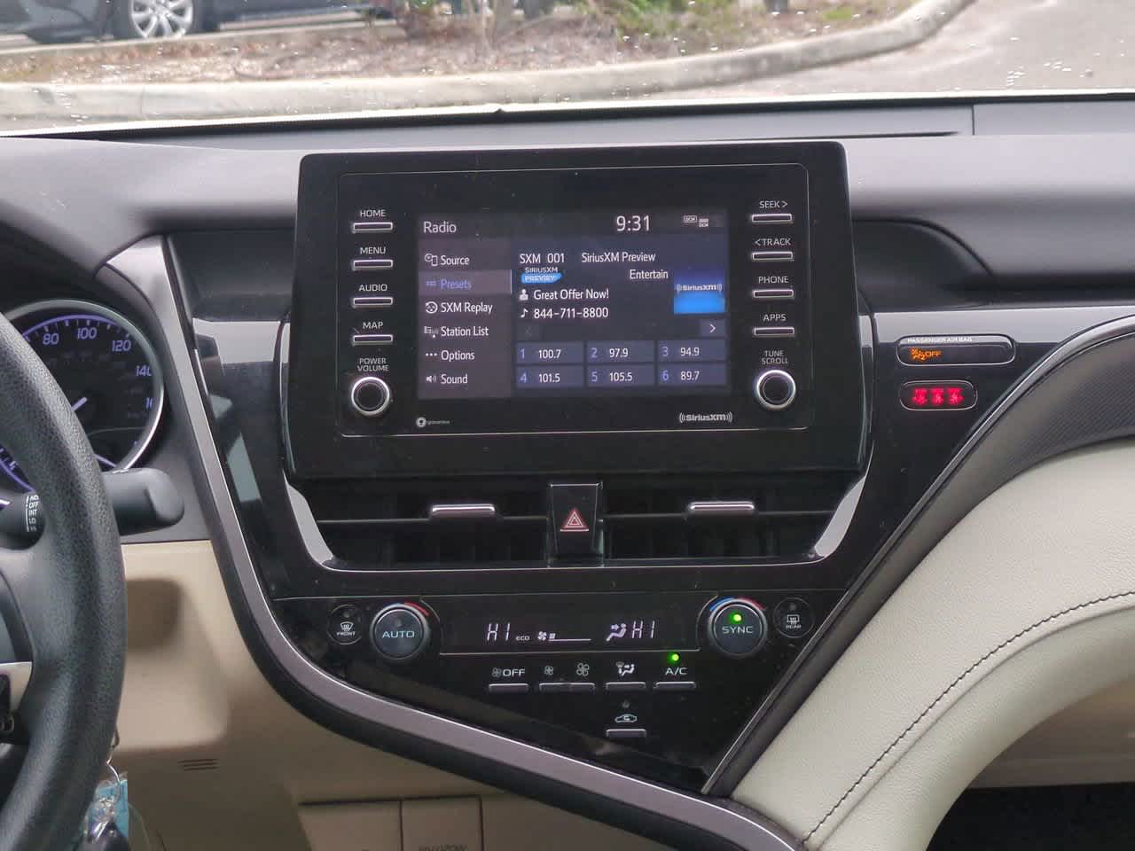 Thumbnail: 2022 Toyota Camry - 17