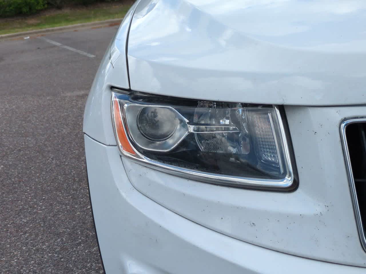 Thumbnail: 2015 Jeep Grand Cherokee - 10