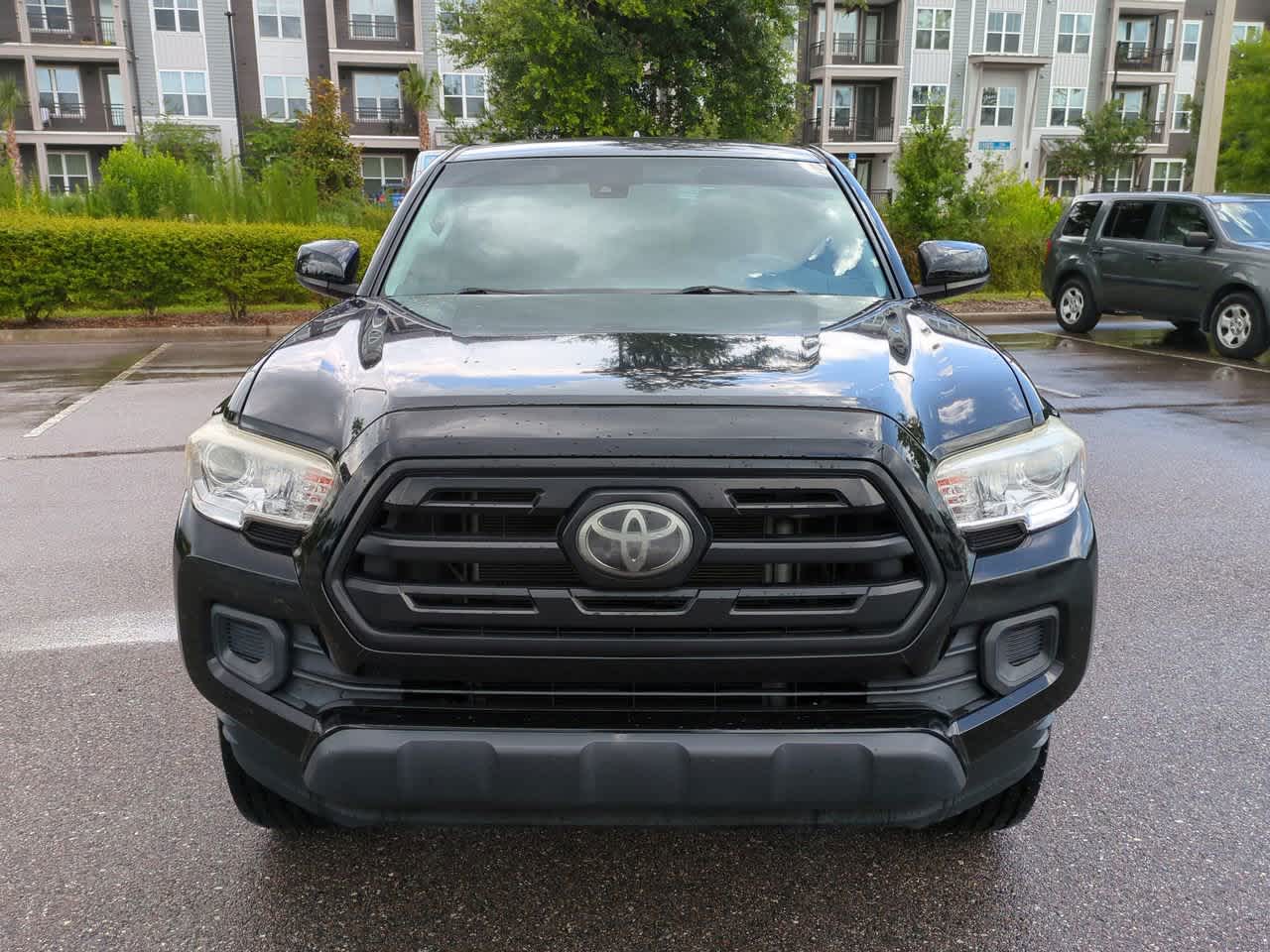 2018 Toyota Tacoma SR 9